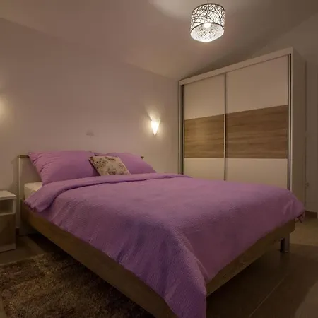 Apartment Verunic 14286c *